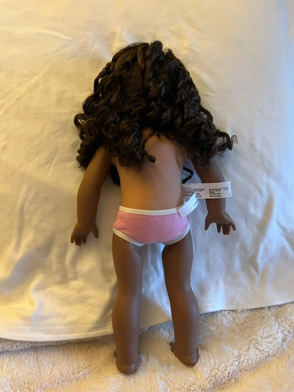 American Girl CYO Sonali Mold- Brown Curly-Haired Doll with Freckles - Picture 4 of 5